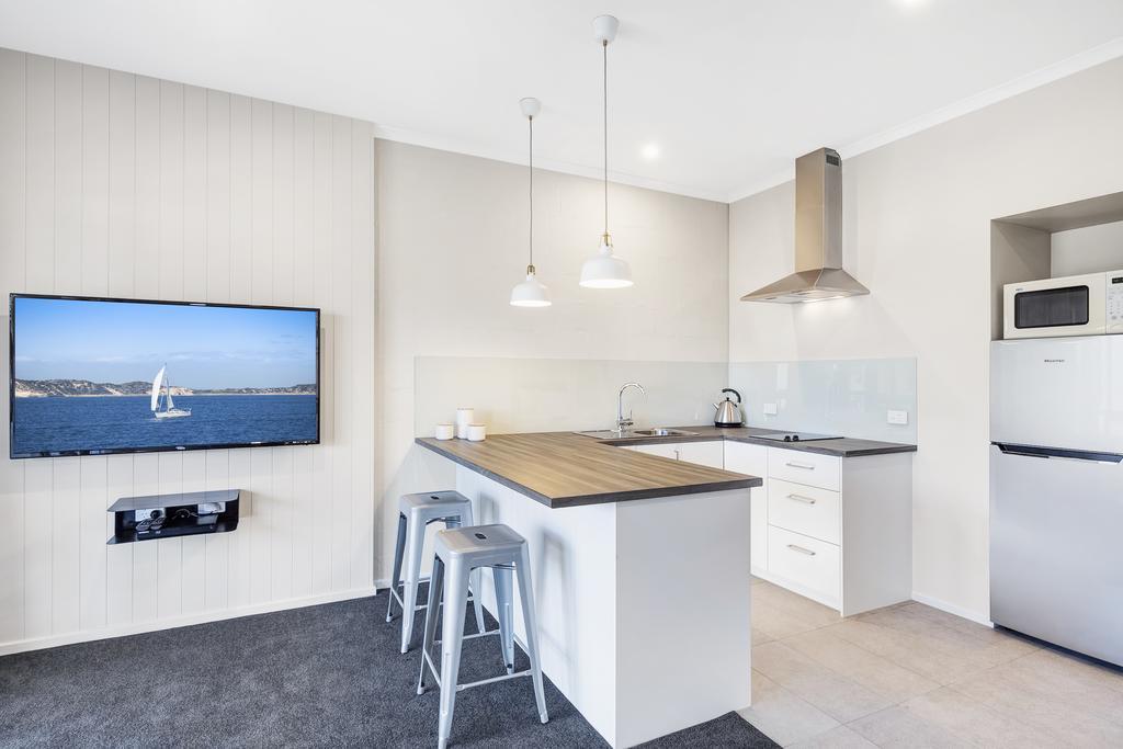 Moonlight Bay Apartments Rye Ngoại thất bức ảnh