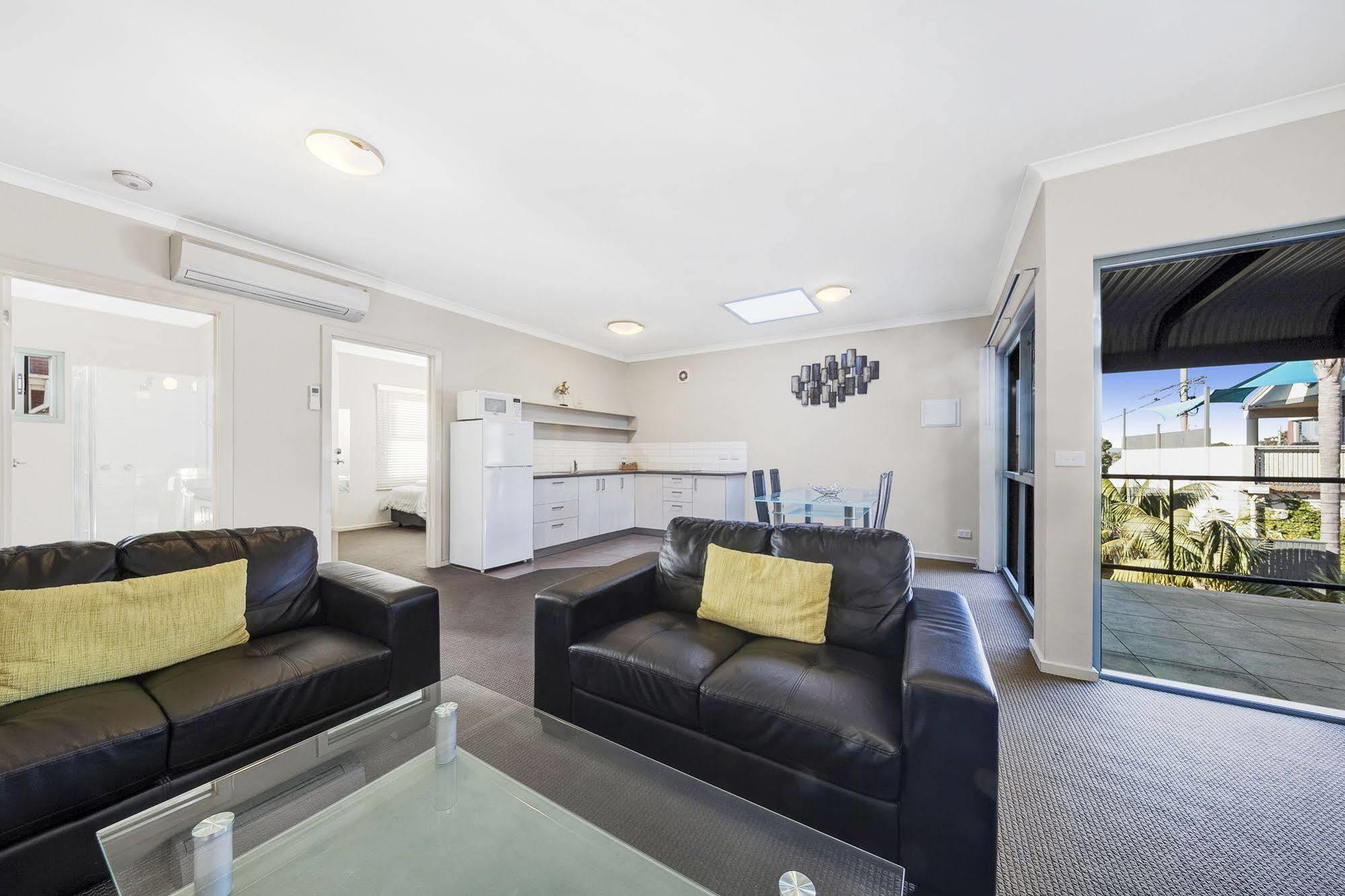 Moonlight Bay Apartments Rye Ngoại thất bức ảnh